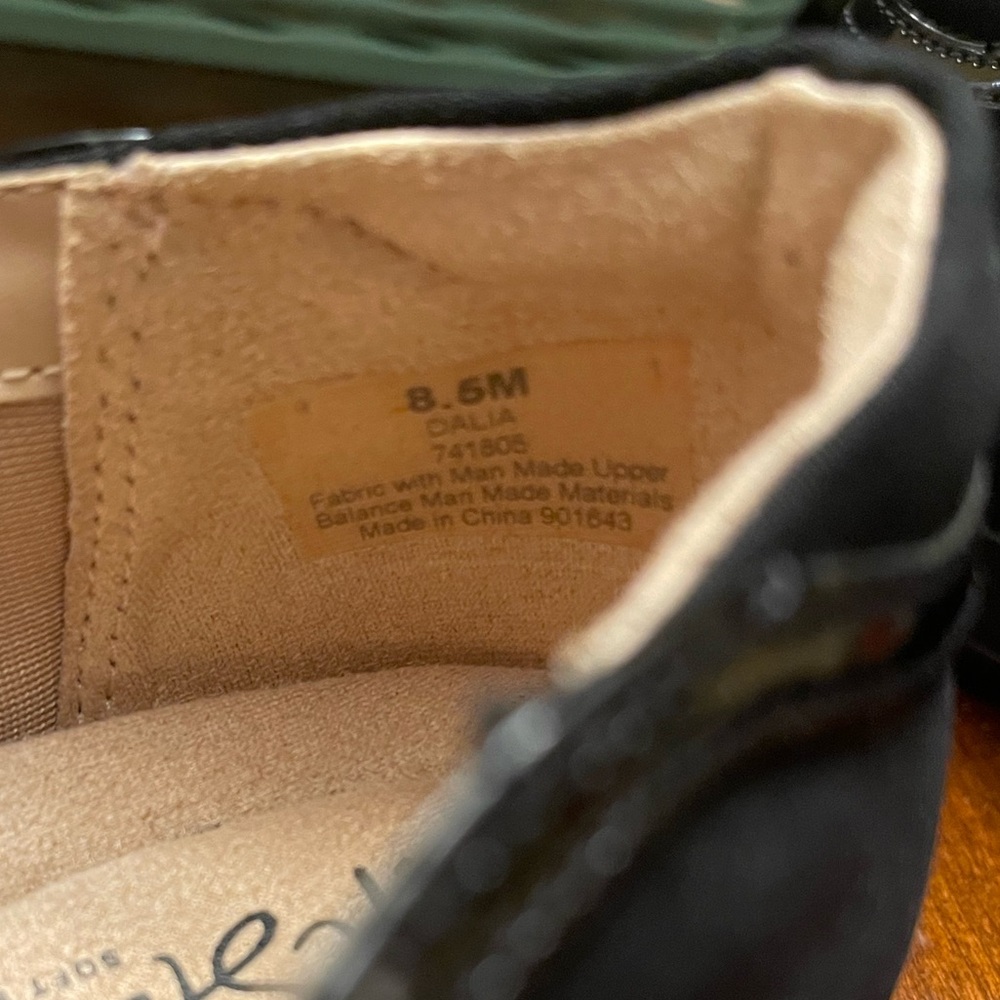 NWOT LifeStride Womens Dalia Flat - Picture 6 of 7